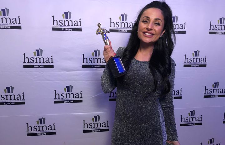 PRISVINNER: Hotelldirektør Zohra Palani vant Årets Unge Hotelier-prisen under HSMAI Awards.