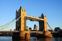 London, Tower Bridge - foto iStockphoto.com