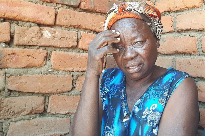 Esther fra Malawi er blind og får oppfølging av Malawi Union of the Blind og Blindeforbundet som del av rehabilitering. Denne uka starter møtet i FNs komité for funksjonshemmedes rettigheter (CRPD). Foto: Atlas-alliansen