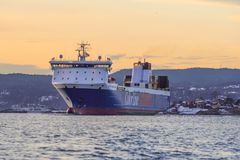 10. januar 2019 seilte M/S Color Carrier for første gang fra Hjortneskaia i Oslo til Kiel i Tyskland. Med det nyinnkjøpte ro-ro skipet kan Color Line inklusiv dagens tonnasje frakte ca. 80 000 trailere årlig på denne strekningen.