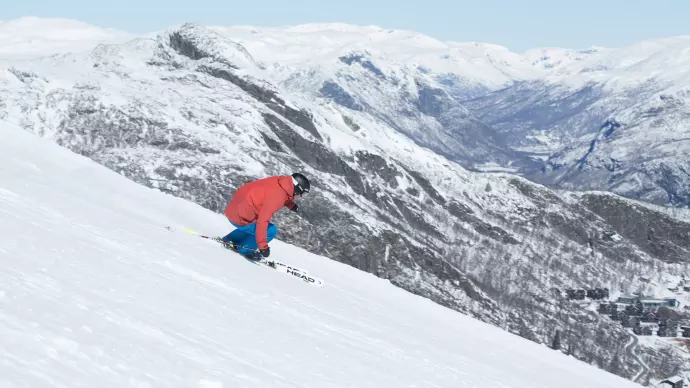 Bilde: Endelig er tiden inne for sesongåpning. SkiStar Hemsedal holder åpent hver dag fra og med fredag 24. november. Foto Kalle Hägglund.