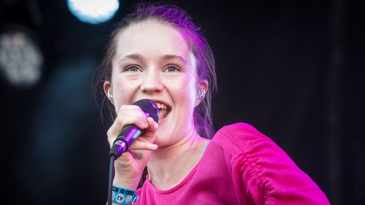 Sigrid Raabe under Øyafestivalen 2017. Foto: Tom Øverlie/NRK