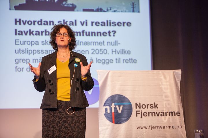 Daglig leder Heidi Juhler  i Norsk Fjernvarme mener regjeringen må skifte gir i det grønne skiftet. (Foto: Johnny Syversen / Norsk Fjernvarme)
