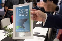 Ship of the Year 2019 er Color Hybrid