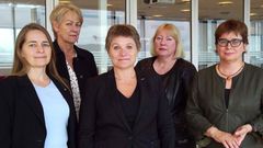 Forhandlingslederne f.v.: Wenche Sartori Eide (Akademikerne), Hilde Løkholm (LO), Ann Torunn Tallaksen (Virke), Christine Ugelstad Svendsen (YS) og Kari Tangen (Unio)