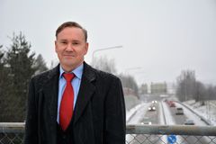 Geirr Tangstad-Holdal, daglig leder i Trafikksikkerhetsforeningen oppfordrer alle til å vise ekstra hensyn i desembertrafikken. Foto: TSF/Mari Helmer