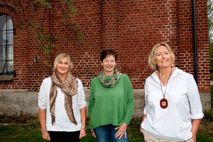VEIMATVINNERE: Anita Gylseth (f.v.), Anni Byskov og Benedikte Ferner er vinnere i NAF-magasinet Motors årlige kåring av Norges beste veimat.