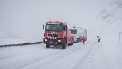 Odda: Innspilling i kraftig snøvær på Hardangerfjellet. Foto: National Geographic Channel.