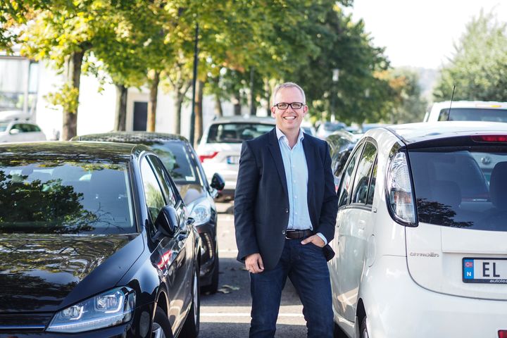 Produktdirektør for FINN motor, Eirik Håstein, mener at trygghetselementene er med på å gjøre markedsplassen mer transparent.