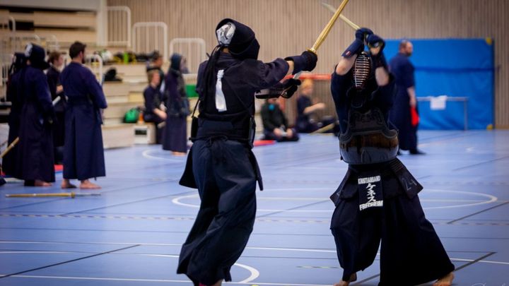 Kendo-utøvere i kamp.