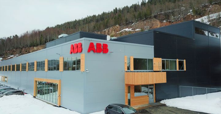 ABBs nye servicesenter for transformatorer og høyspenningsprodukter bidrar til å styrke forsyningssikkerheten i Norge.