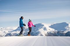 I Hemsedal kjører du på ski blant vakre fjell fra 1450 meter over havet. Foto: Ola Matsson