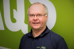 Kommunikasjonssjef Ove Magne Ribskog i AQS AS utfordrer andre bedrifter til å kjøpe nautiske mil.