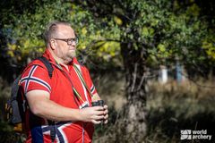 Landslagstrener Morten Bøe startet i jobben 1. september, og fulgte Ylva Hjelle og de andre skytterne i VM Felt. (Foto: World Archery)
