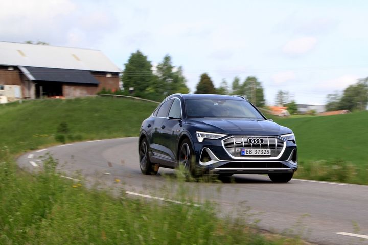 Audi e-tron var den mest solgte nye elbilen i Viken første halvår av 2020 (foto: Norsk elbilforening).