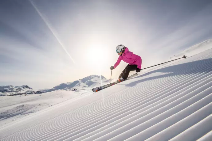 SkiStar Hemsedal garanterer fine snøforhold helt frem til siste skidag tirsdag 1. mai. Foto Ola Matsson.