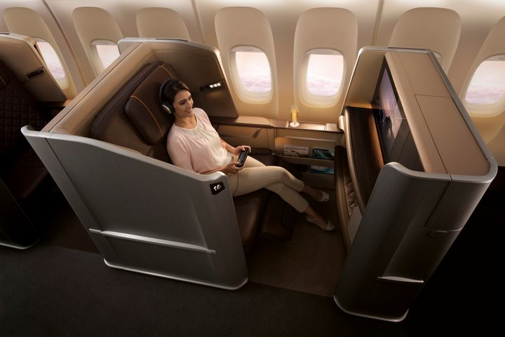 Snart kan passasjerene i suitene på Singapore Airlines A380 og i første klasse på B777-300ER oppleve luksuslyd fra Bang & Olufsen.