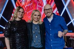 The Voice team Lene: Steffi Buie og Oskar Øiestad med Lene Marlin.