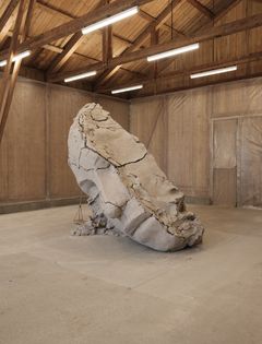 `Silent Studio` er et nytt tilskudd i den stadig voksende skulptursamlingen på Kistefos. Foto: Einar Aslaksen.