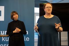 Mette Jordahl-Broback og Liza Utheim snakket om informasjonsvideoene i DKS Nordland.