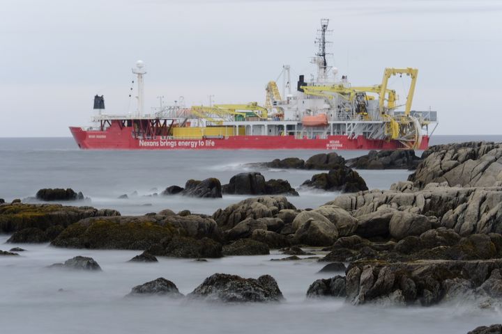 Nexans' eget kabelskip er nå i ferd med å legge Nord-Amerikas lengste undersjøiske kraftkabel. Foto: Emera