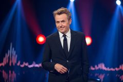 Fredrik Skavlan hadde fredag sin første sending på TV 2. Foto: Monkberry/TV 2