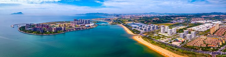 Qingdao is committed to building the world's largest movie and TV production base. The photograph gives an overview of the Qingdao Oriental Movie Metropolis./Qingdao Information Office