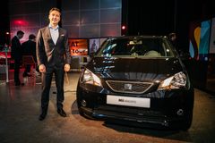Ole Kristian Ågotnes, Direktør i SEAT Norge, med verdenslansering av SEATs første elbil.