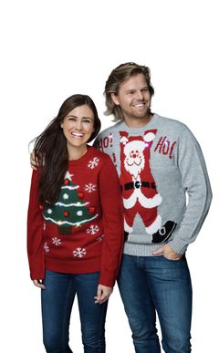 Årets hit før jul, Lothepus-genseren, har fått sterk konkurranse fra julegenser med blinkende LED-lys. Foto: Europris