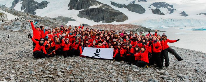 Christiana Figueres og 79 andre kvinnelige forskere i Antarktis