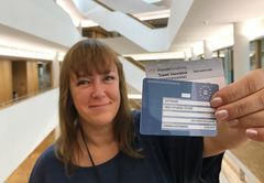 Skal du på reise i Europa i sommer, må du sjekke at du har gyldig helsetrygdkort, sier Heidi Tofterå Slettemoen i Frende.