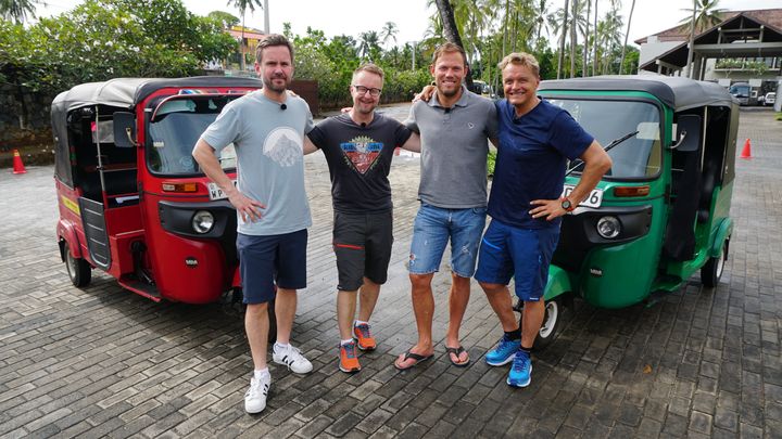 Dag Otto Lauritzen og makker Kristian Ødegård er ute på nye eventyr i inn- og utland. Første tur gikk til Sri Lanka sammen med Thor Hushovd og Sigurd Sollien for å kjøre tuk-tuk race. Foto: TV 2.