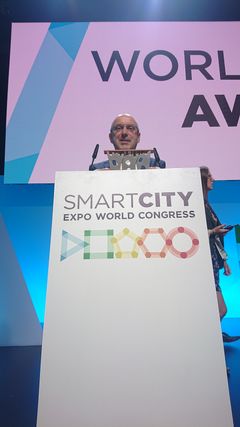 Daglig leder i BIR Nett mottar finalistpris - Smart City