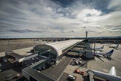 Avinor Oslo lufthavn ble tildelt prisen "Asia Pacific Medium Airport of the Year (over 10 million annual passengers)". Foto: Espen Solli/Avinor