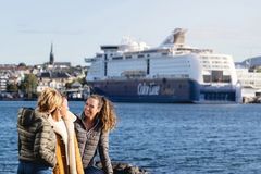 Rapporten «COVID-19-krisen, gjenreising og vekst for norsk reiselivsnæring» fra Menon Economics og Universitetet i Sørøst-Norge viser at turistene fra Norden og Tyskland representerer 20 prosent av omsetningen for juni, juli og august.