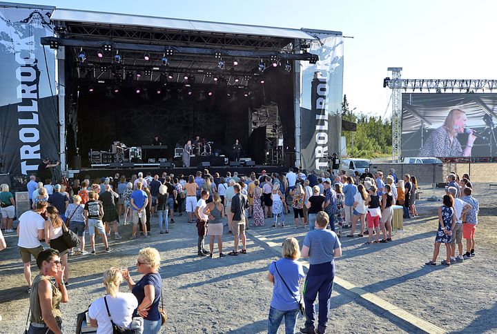 Over 12.000 ville oppleve Trollrock på Beitostølen i helgen. Foto: Bård Bårdløkken.