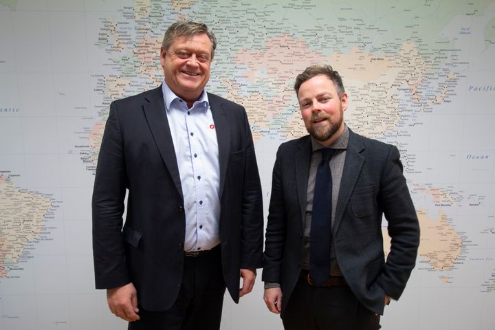 Fiskeri- og sjømatminister Harald T. Nesvik og næringsminister Torbjørn Røe Isaksen til London neste uke.