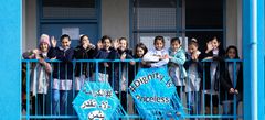 Palestinske barn feirer her lanseringen av UNRWAs kampanje Dignity is Priceless. UNRWA er FNs hjelpeorganisasjon for palestinske flyktninger. Foto: UNRWA
