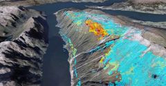 Fjellpartiet Osmundneset er oppsprukket og i bevegelse over en lengde på ca. 1 km. De blå punktene viser ingen eller liten bevegelse, mens de gul-røde punktene indikerer områder med bevegelse på omkring 0,5 cm/år.