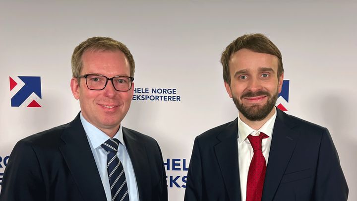 Administererende direktør i Innovasjon Norge, Håkon Haugli sammen med næringsminister Jan Christian Vestre